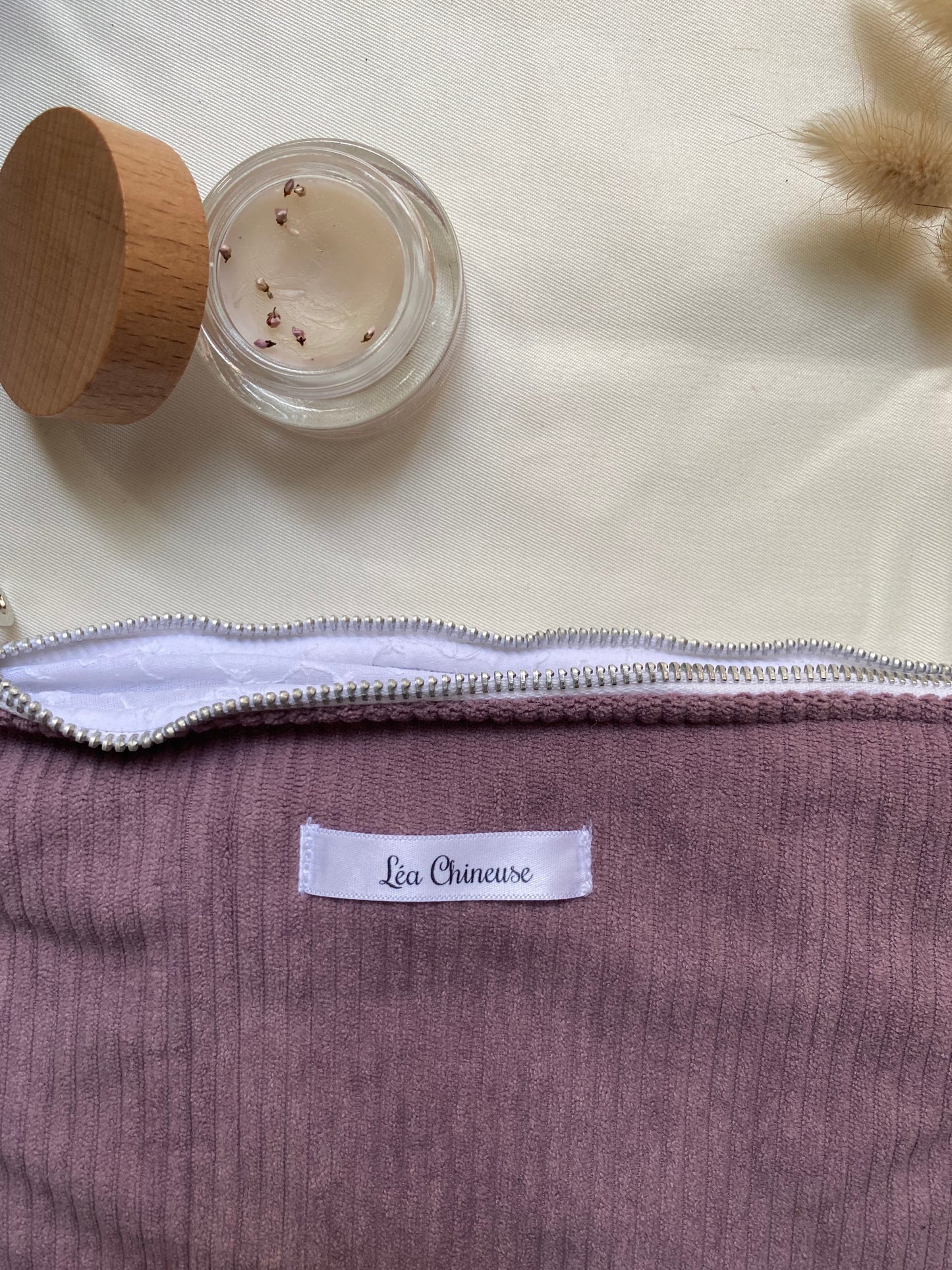 Pochette moyenne molletonnée