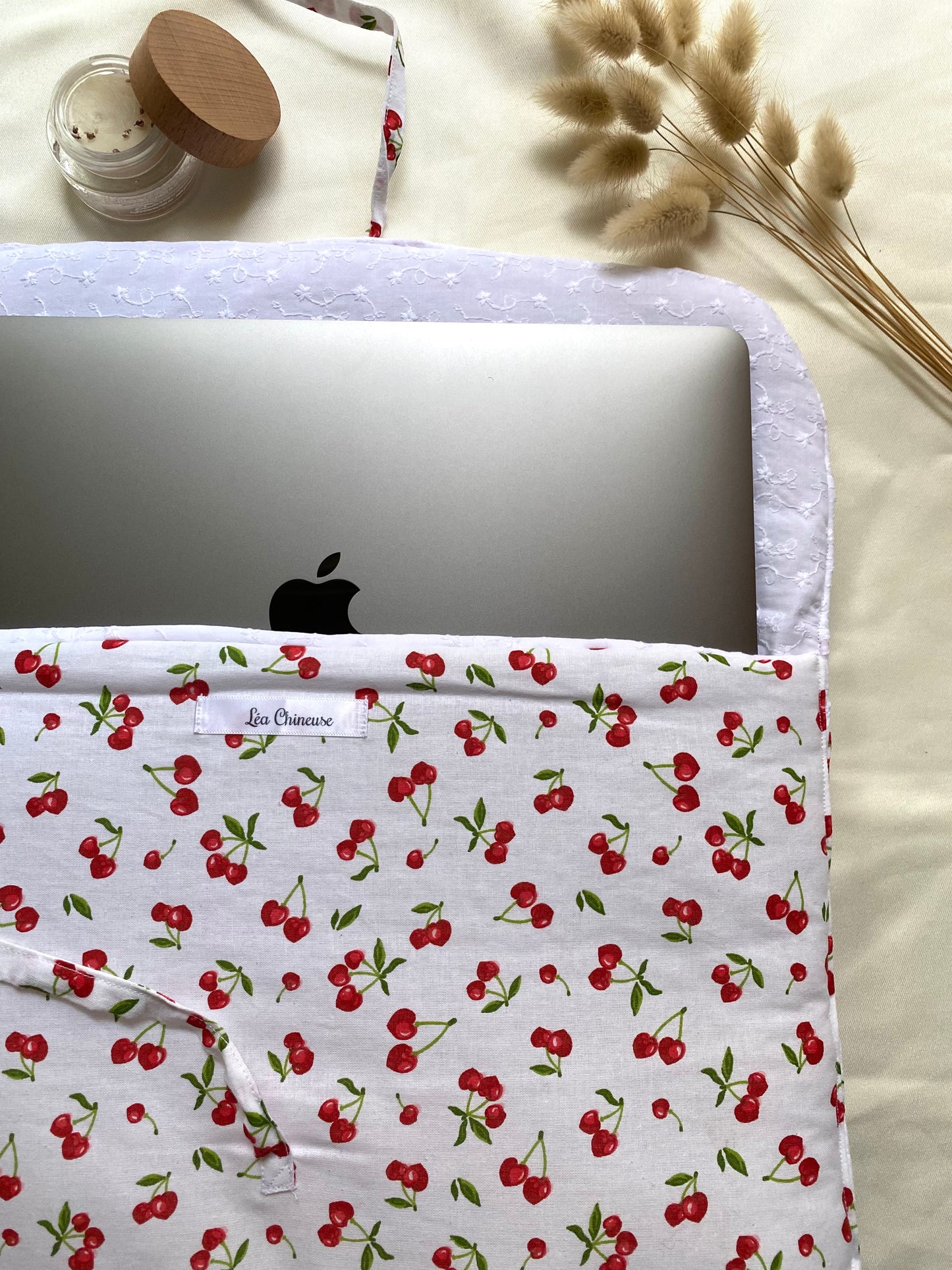 Pochette d’ordinateur à lacet