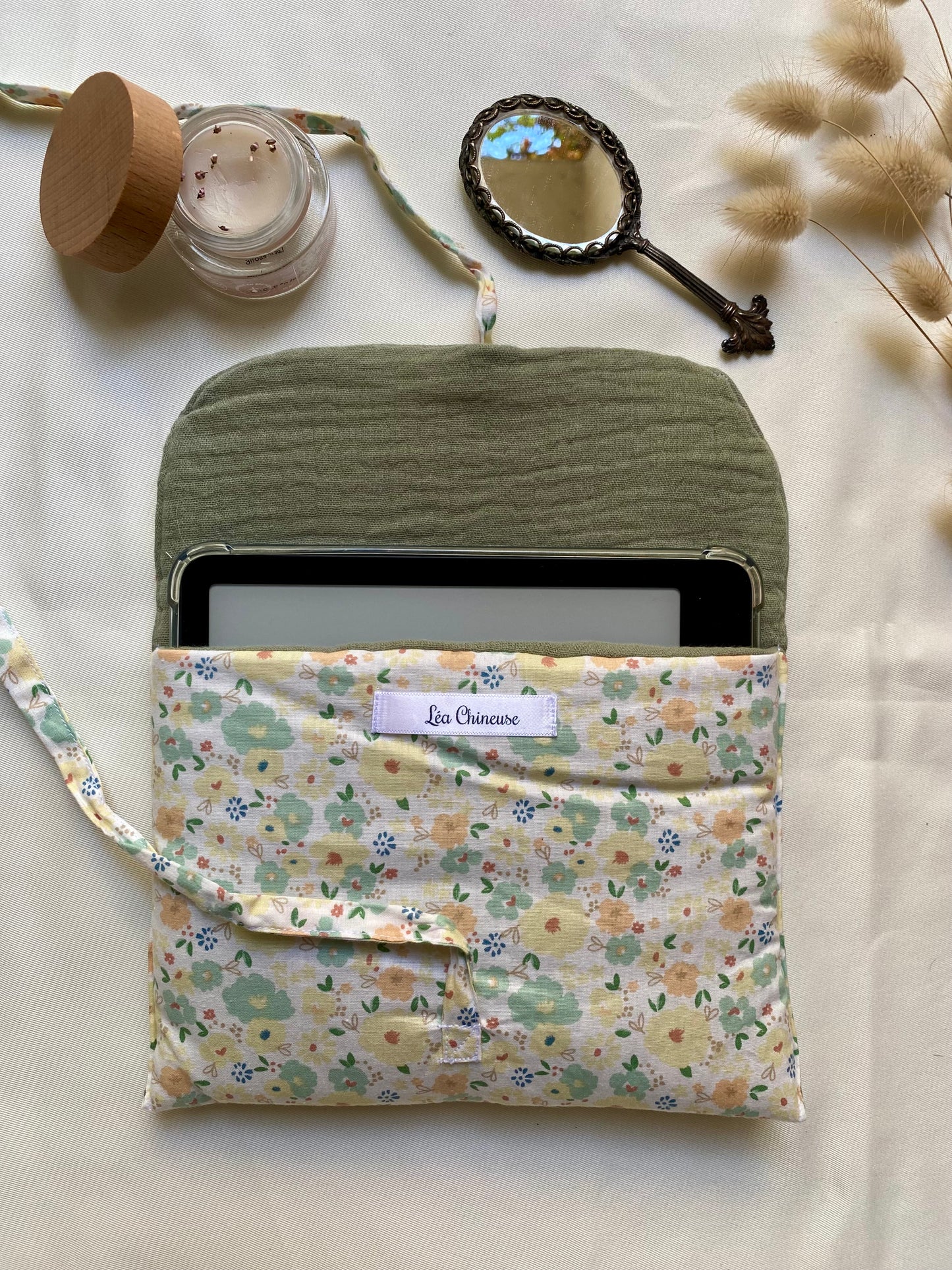 Pochette à lacet Kaki