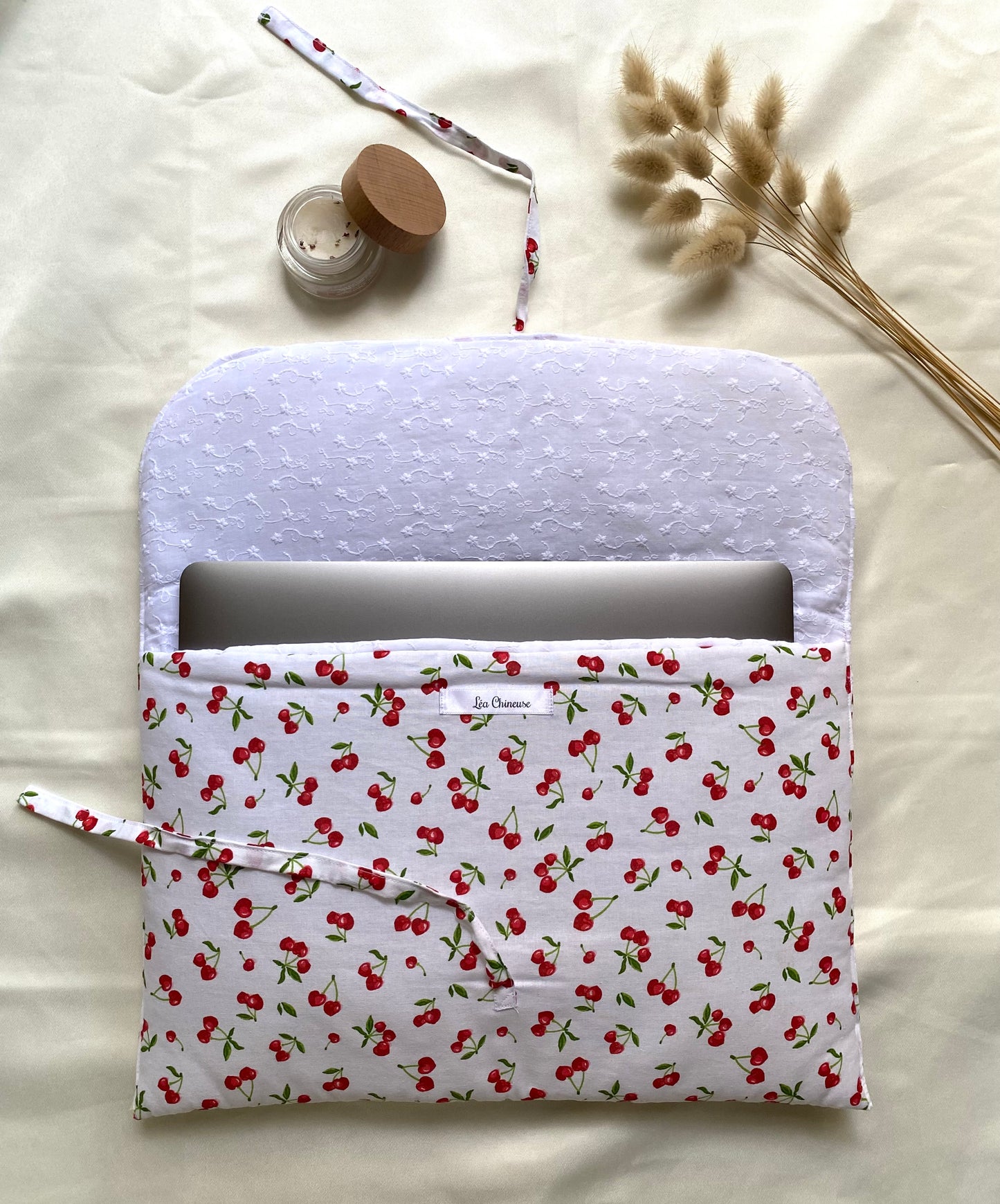 Pochette d’ordinateur à lacet