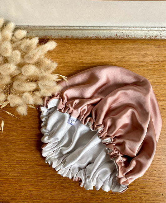 Bonnet de nuit en satin de soie réversible