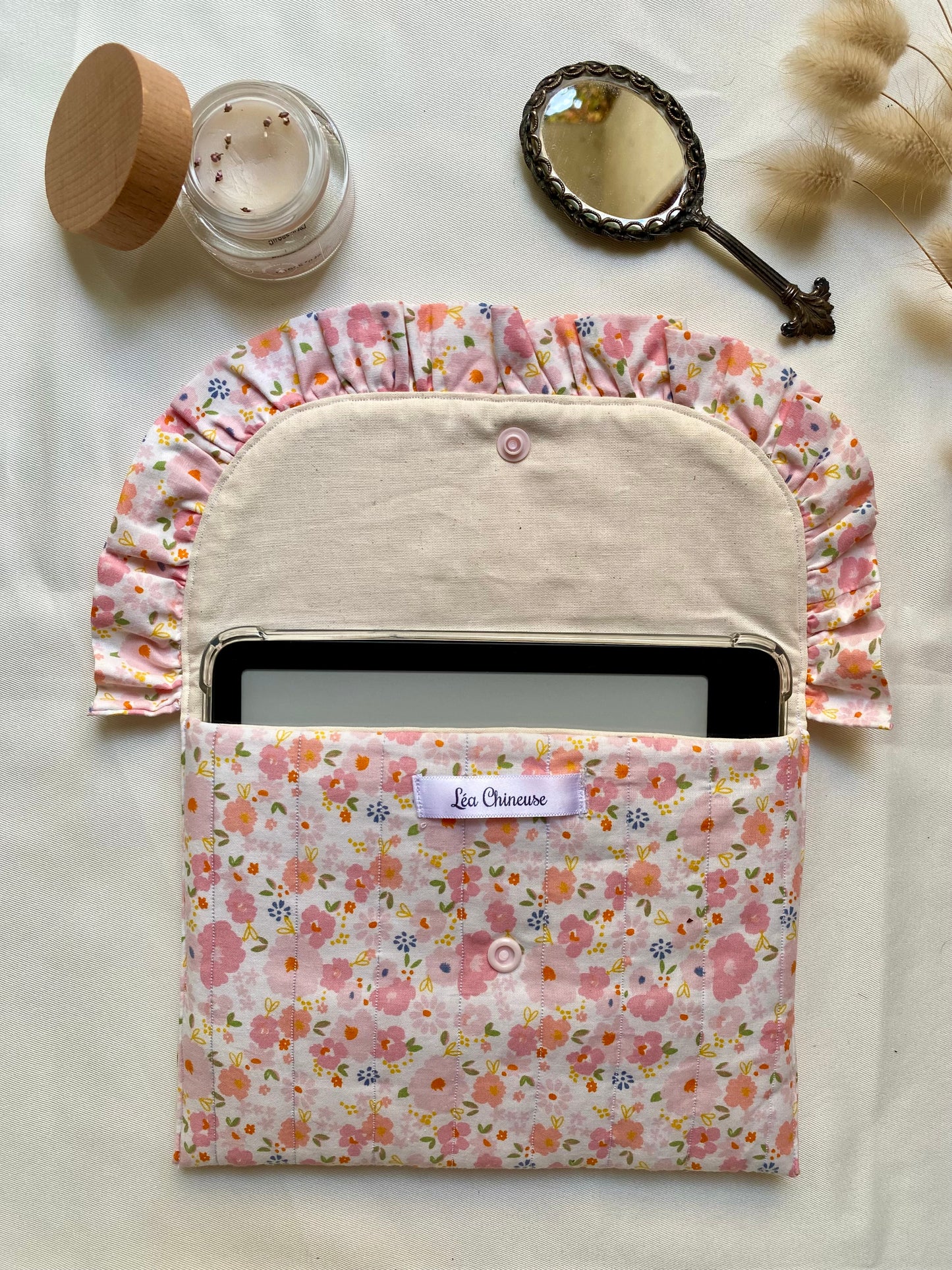 Pochette à volant Flora